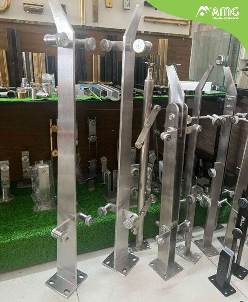 phụ kiện ban công kính