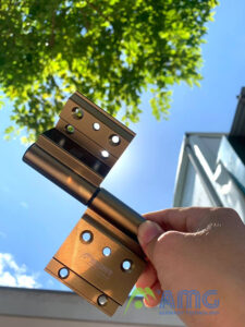 các hãng phụ kiện cửa nhôm