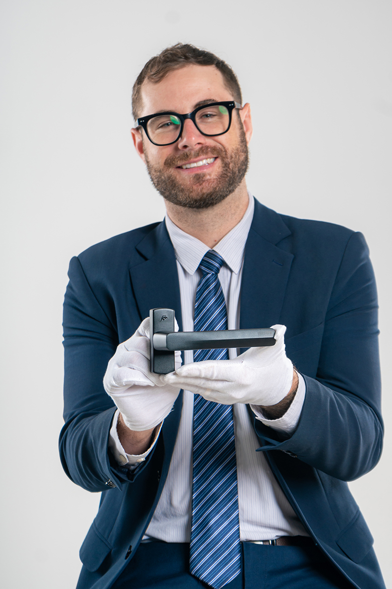 Kích thước tay nắm cửa kính